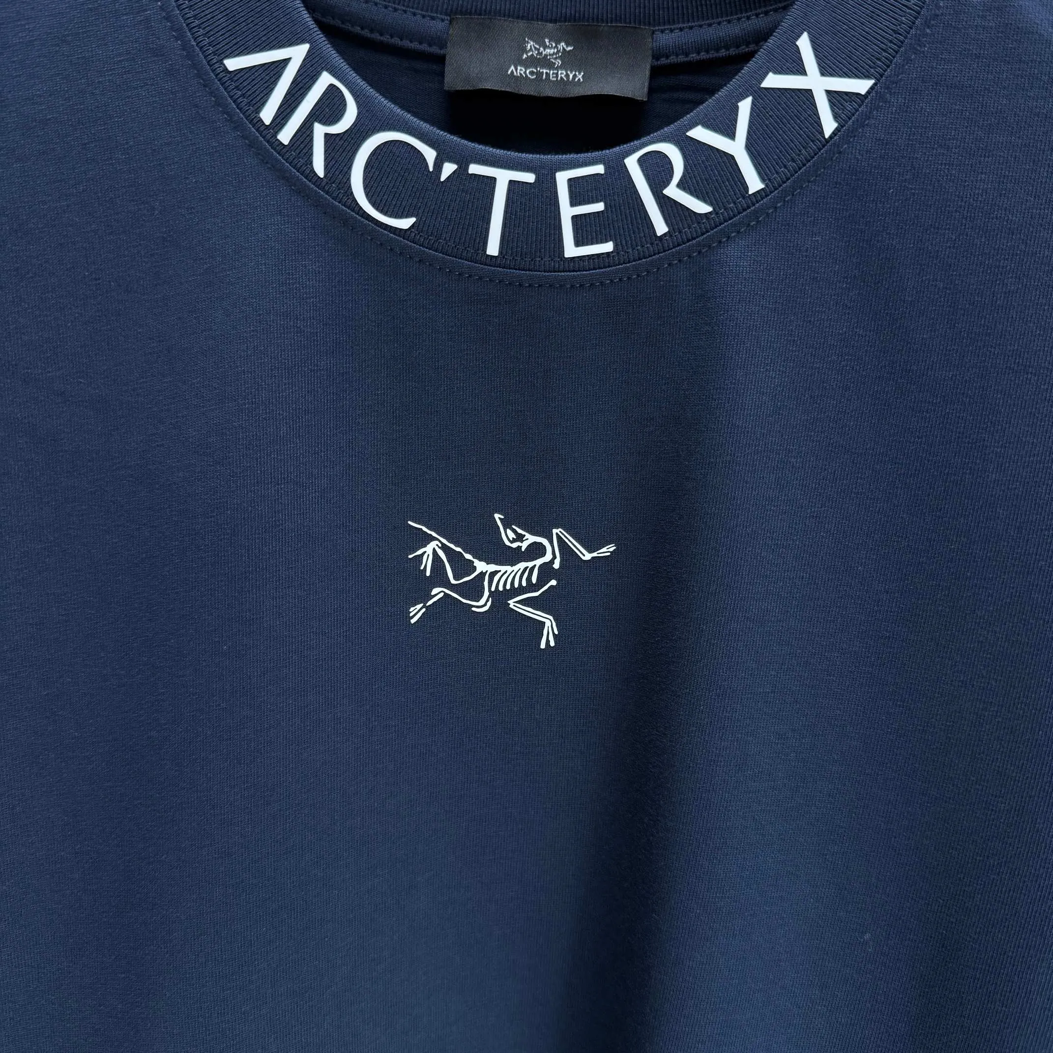 ARC 2025 New Arrival T logo ：Black White Sizes：S M L XL